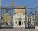 Tunisie : Un salafiste profane le mausolée Bourguiba à Monastir ! Un jeune appartenant au courant salafiste a fait