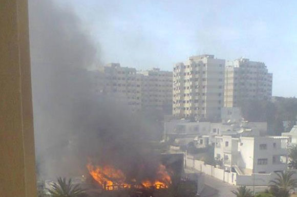 Tunisie : Incendie, encore mystère, dune école-restaurant à Menzah 6. La photo circule déjà sur les réseaux sociaux. C’est celle d’une école-restaurant dans la région de Menzah 6