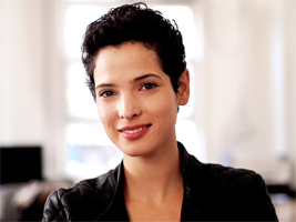 Tunisie : La Tunisienne Hanaa Ben Abdesslem , nouvelle égérie de Lancôme La maison Lancôme a choisi une beauté orientale aux jambes interminables pour représenter certaines de ses nouvelles collections de cosmétiques