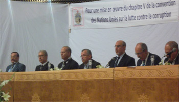 Tunisie-Restitution des avoirs volés : Le chemin est encore trop long ! La récupération des fonds détournés à l'étranger et des biens illégalement acquis et placés à l'étranger continue de constituer un motif de préoccupation pour les Tunisiennes et les Tunisiens. 18 mois sont passés après le déclenchement de la Révolution et le bilan