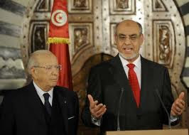 Tunisie : Ce que Caïd Essebsi et Hamadi Jebali se sont dit à huis clos lors de la passation des pouvoirs Le site « Nawat » vient de mettre en ligne lenregistrement dune conversation à huis clos que lex-premier ministre Béji Caïd Essebsi