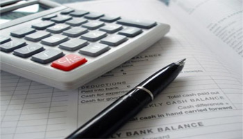 Tunisie : Une loi de finances 2013 qui épargne les fraudeurs et accable le bon contribuable ! Un projet de loi de finances 2013 est déjà dans les cartons du ministère des Finances. Il a fait l’objet d’une réunion du ministre par intérim