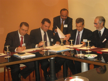 Tunisie : Coup de main méditerranéen pour les PME tunisiennes ! Un coup de main méditerranéen vient d’être étendu pour les PME tunisiennes. Un mémorandum d’entente vient d’être signé jeudi 8 mars 2012 entre la Chambre