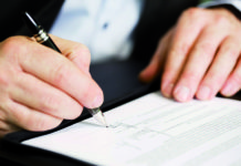 Signature du contrat de financement d’un projet collaboratif de pêche à Médenine