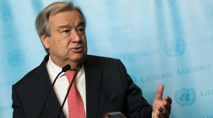 Le chef de l’ONU demande « toute la vérité » sur le coût climatique de l’IA