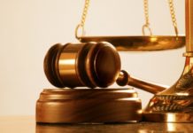 Rejet de deux recours formés contre le référendum tribunal
