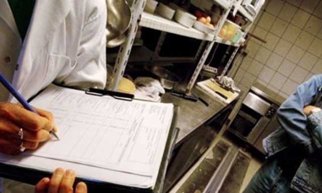 Saisie de plus de 200 tonnes de denrées alimentaires avariées