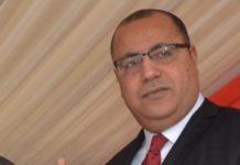 Les politiques partagés sur les appels à la démission de Mechichi hichem mechi