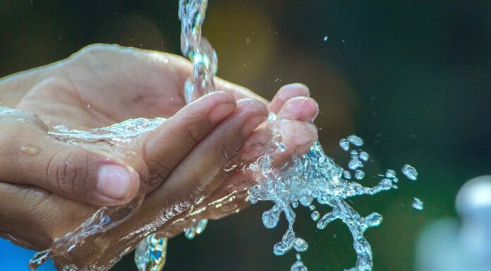 Rencontre de l’eau: Adopter un programme national souverain en matière d’eau