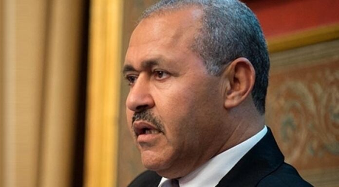 Chkoundali: la Tunisie est dans un modèle financier fondé sur l’endettement et la pression fiscale