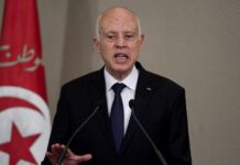 Saied se penche sur le dossier de financement des associations