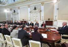 Le Conseil des ministres examine plusieurs projets de décrets-lois à caractère économique et financier