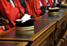 Levée de l’immunité de juges révoqués