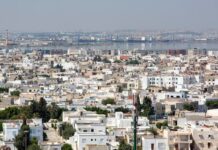 La stratégie de développement de la capitale, thème d’une rencontre à Tunis