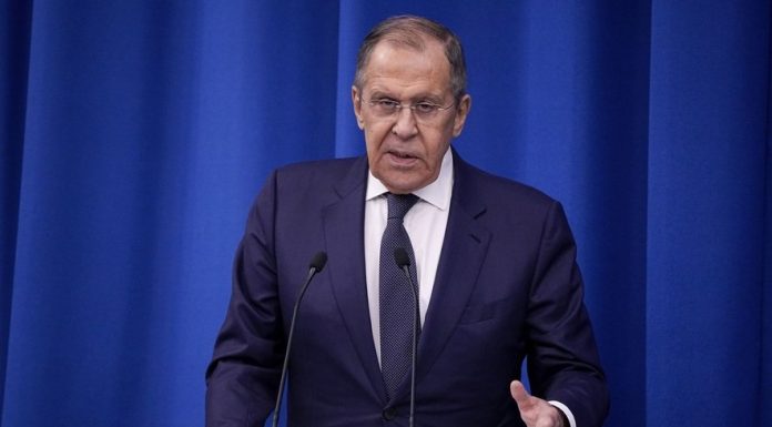 Lavrov boucle sa tournée africaine au Tchad