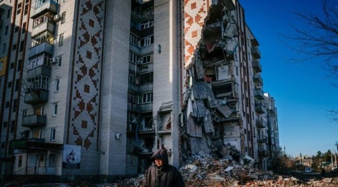 Ukraine: Nouvelle attaque russe «massive» contre les infrastructures électriques du pays