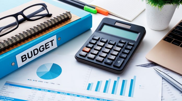 La balance budgétaire enregistre un excédent de 1,3 milliard de dinars, à fin mars 2024