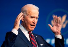 Biden vilipende les « projets pharaoniques » de Trump, le qualifiant de « perdant »