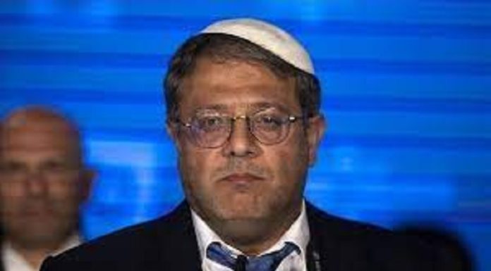 Ben-Gvir fait irruption à la mosquée Al-Aqsa à Jérusalem, attisant les tensions