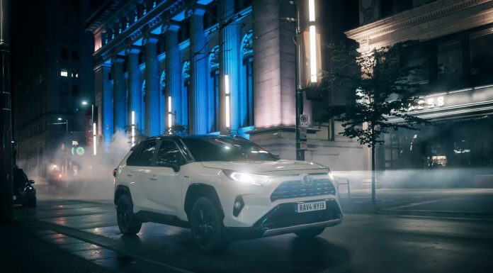 Le RAV4 hybride, le choix n°1 des conducteurs tunisiens, est désormais Disponible et prêt à être conduit