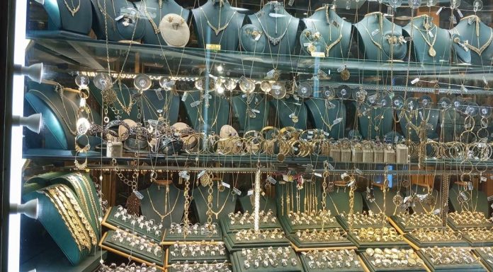 Le prix de l’or en Tunisie atteint des sommets sans précédent !
