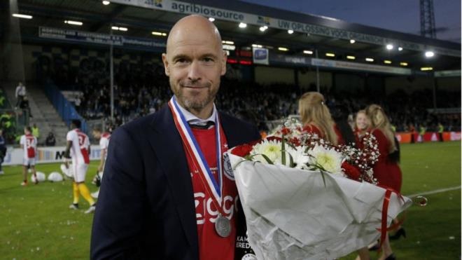 Ten Hag restera entraîneur de Manchester United, selon les médias