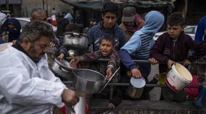 Israël réduit la nourriture des prisonniers palestiniens