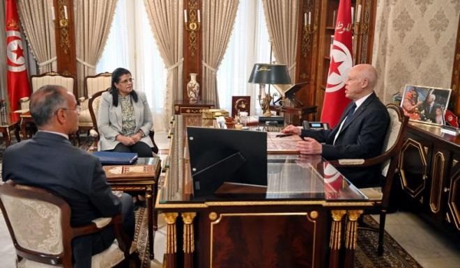 240 DT au lieu de 180 DT pour 310 mille pauvres, Saïed y tient comme pour la fin des CDD