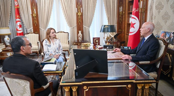 Le chef de l’Etat reçoit la ministre de l’Economie et le secrétaire d’État chargé des PME