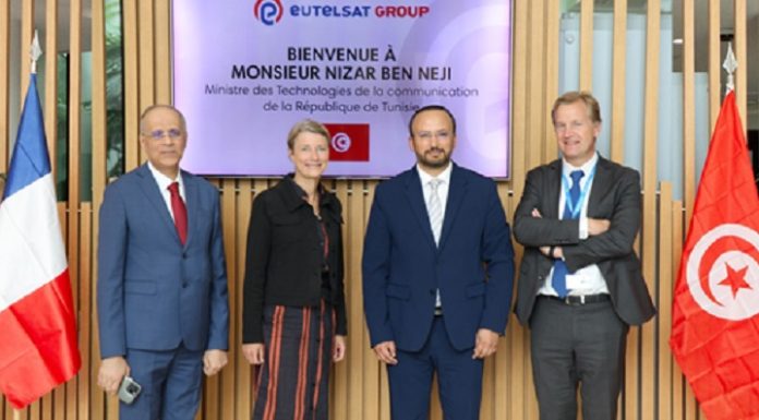 Le ministre Néji chez Eutelsat Group pour proposer ses services OneWeb en Orbite basse