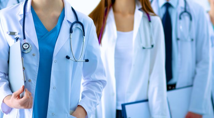 Renforcement de l’hôpital universitaire à Médenine en médecins