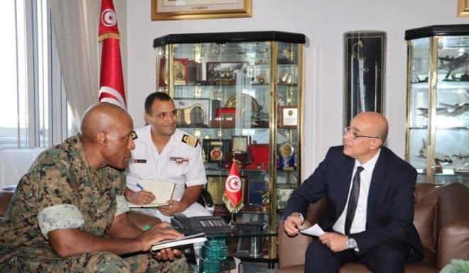Le ministre de la Défense reçoit le commandant d’Africom