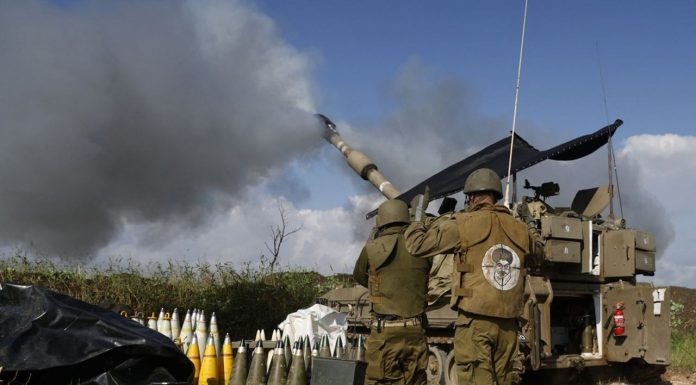 Hezbollah lance une attaque massive contre des objectifs militaires israéliens