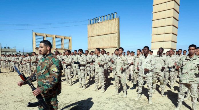 Libye: Les forces de Haftar investissent des zones dans le Sud près de l’Algérie