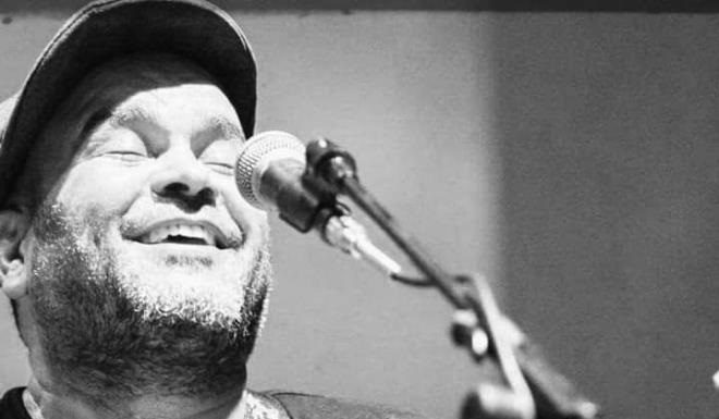 Décès de l’artiste engagé aux multiples talents Yasser Jradi, l’un des jeunes acteurs de la scène alternative tunisienne