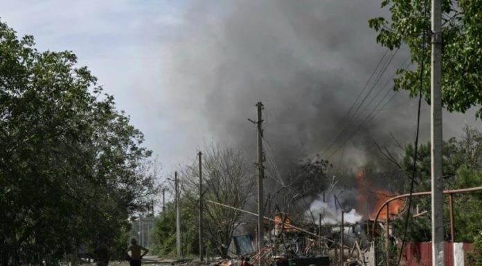 Les civils fuient l’avancée russe dans l’Est de l’Ukraine