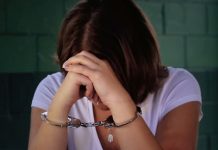 Fraude au bac: 10 mois de prison contre une enseignante