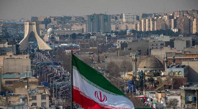 L’armée iranienne menace de riposter à la rhétorique hostile de Trump et Netanyahu