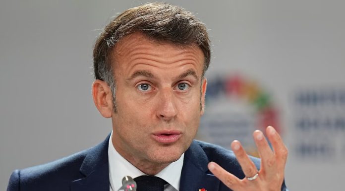 Macron dénonce le « nouvel impérialisme »
