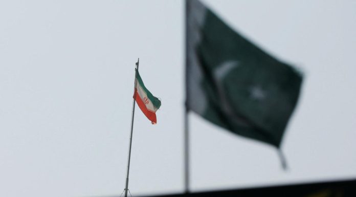 Le ministre pakistanais de l’Intérieur à Téhéran pour débloquer la situation entre les USA et l’Iran