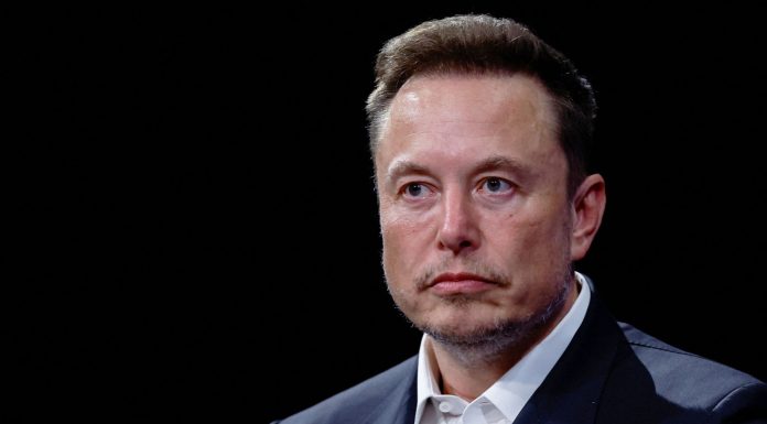 La fortune d’Elon Musk franchit le seuil symbolique de mille milliards de dollars