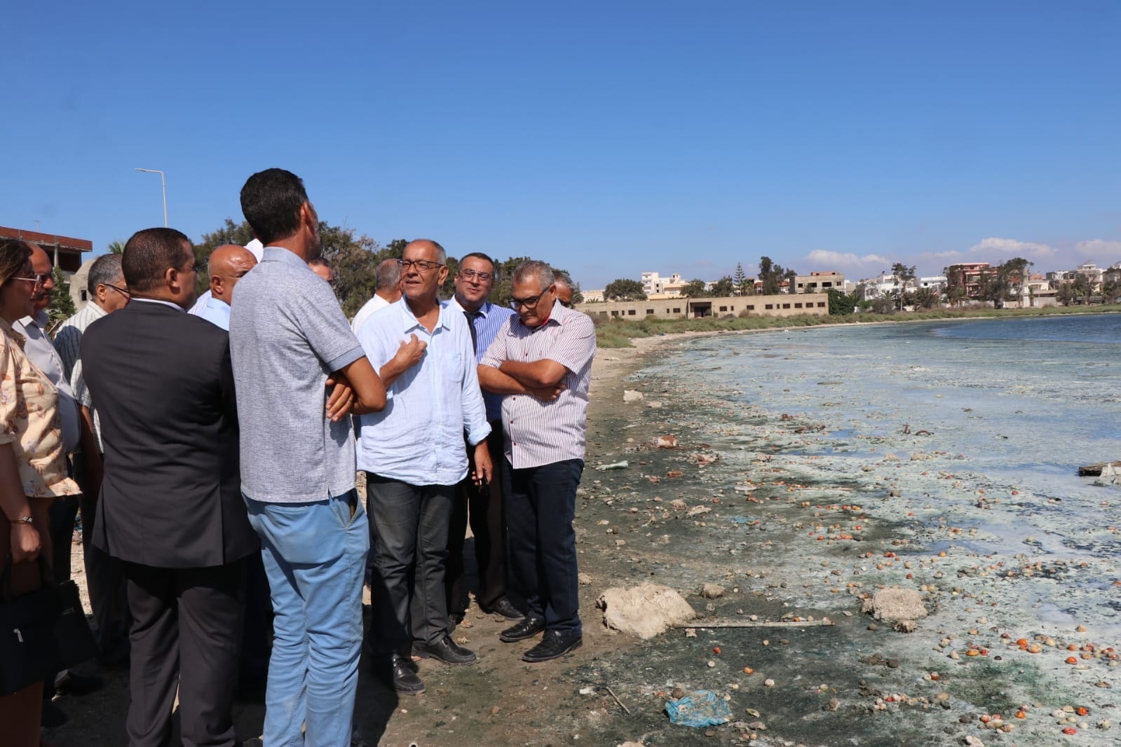 Minister za okolje obiskal onesnaženo območje Tazarka v Tuniziji