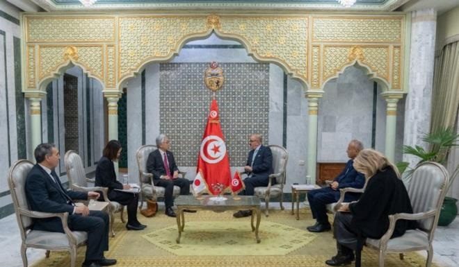 Le nouvel ambassadeur du Japon remet une copie figurée de ses lettres de créance à Nafti