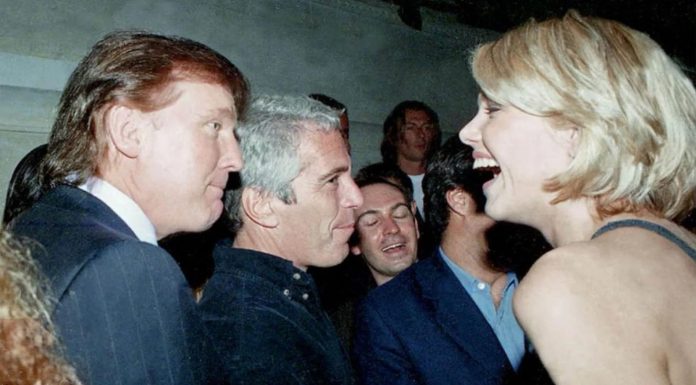 Les Démocrates publient une autre série d’images d’Epstein