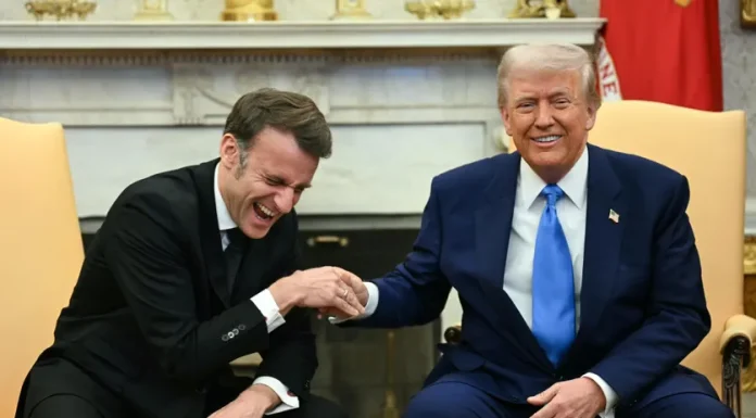 Trump se moque de l’accent de Macron !