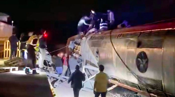 Espagne: Collision entre deux trains…39 morts