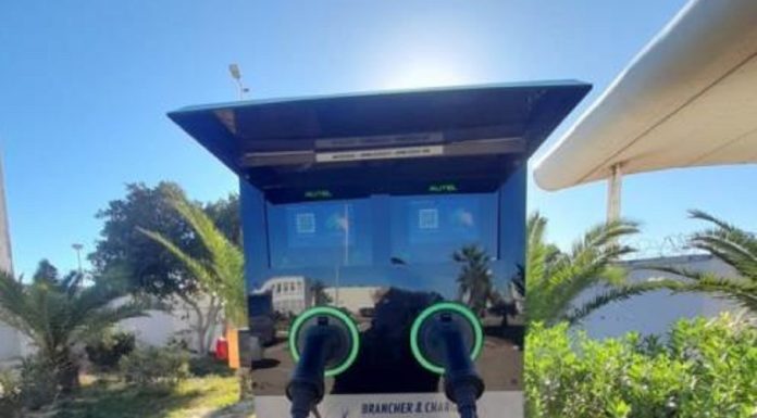 Deux bornes de recharge pour véhicules électriques dans les ports de la Goulette et de Zarzis