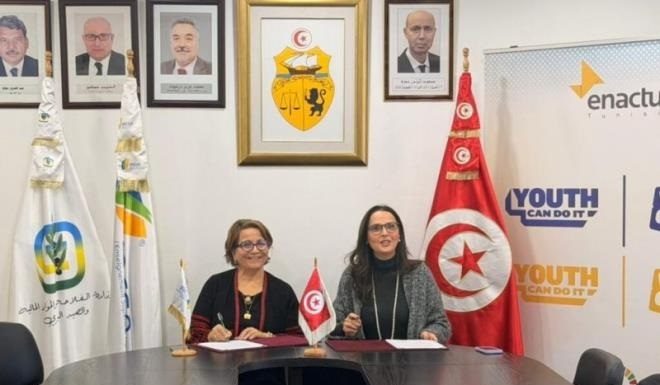 Signature d’une convention de partenariat entre l’IRESA et Enactus Tunisie