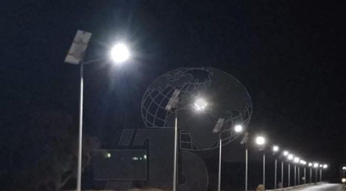 Médenine : Installation de 40 lampadaires solaires photovoltaïques pour éclairage public