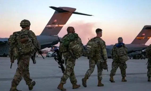 Le Nigeria annonce l’arrivée de 100 militaires américains supplémentaires pour lutter contre les insurgés